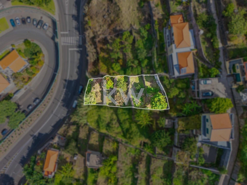 Terreno para Venda em Arco da Calheta Foto 16