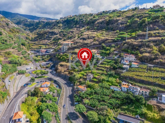Terreno para Venda em Arco da Calheta Foto 3