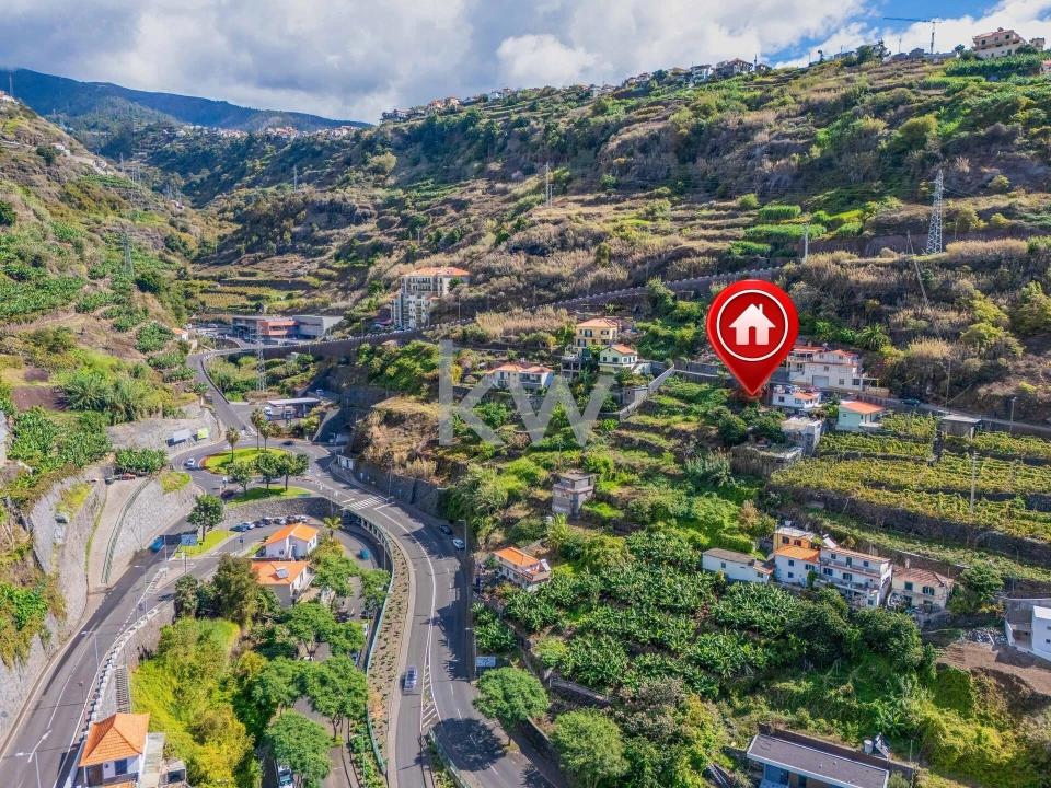 Terreno para Venda em Arco da Calheta Foto 8