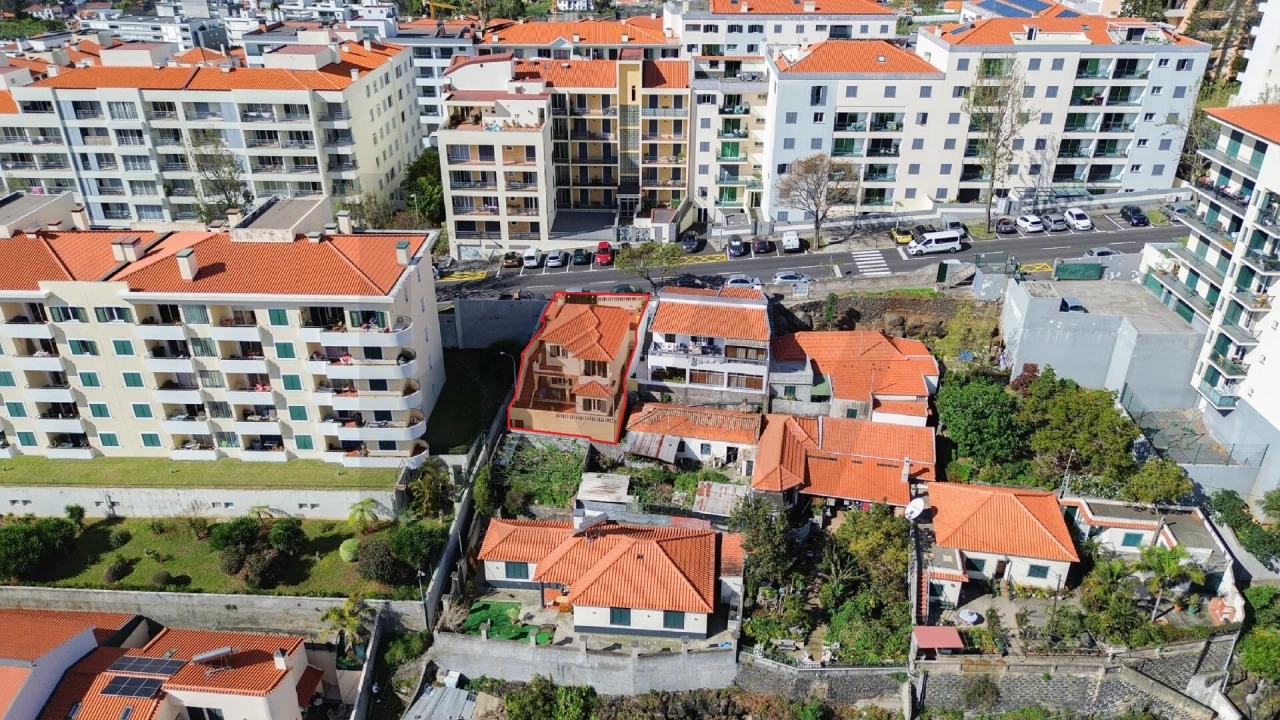 Moradia T3 para Venda em Santo Antonio Foto 49