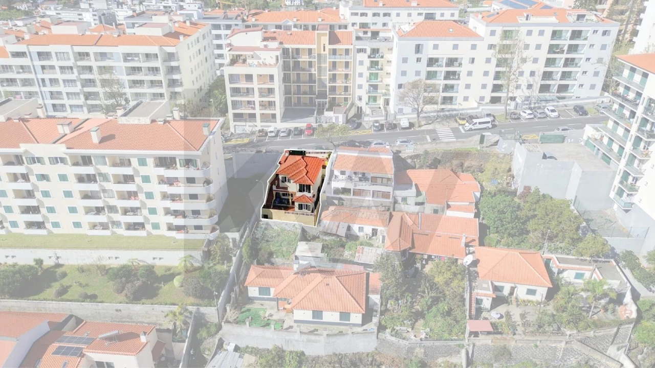 Moradia T3 para Venda em Santo Antonio Foto 40