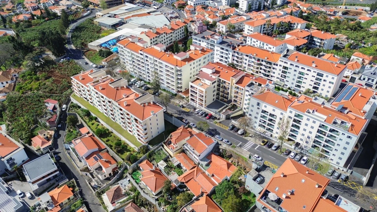 Moradia T3 para Venda em Santo Antonio Foto 62