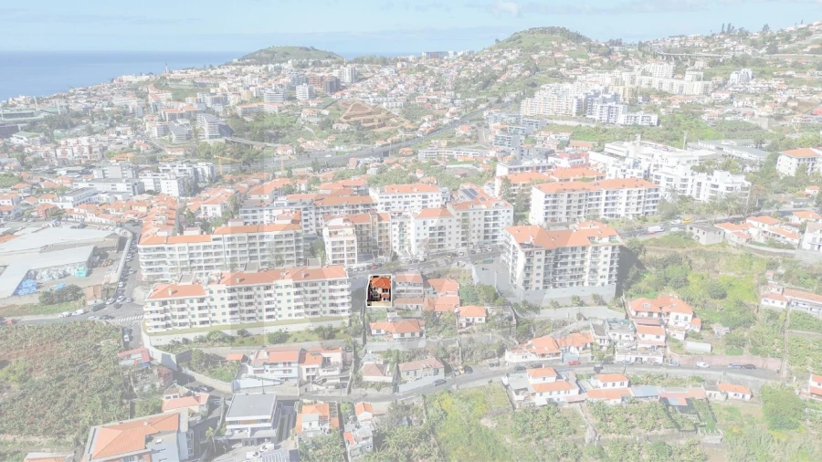 Moradia T3 para Venda em Santo Antonio Foto 38