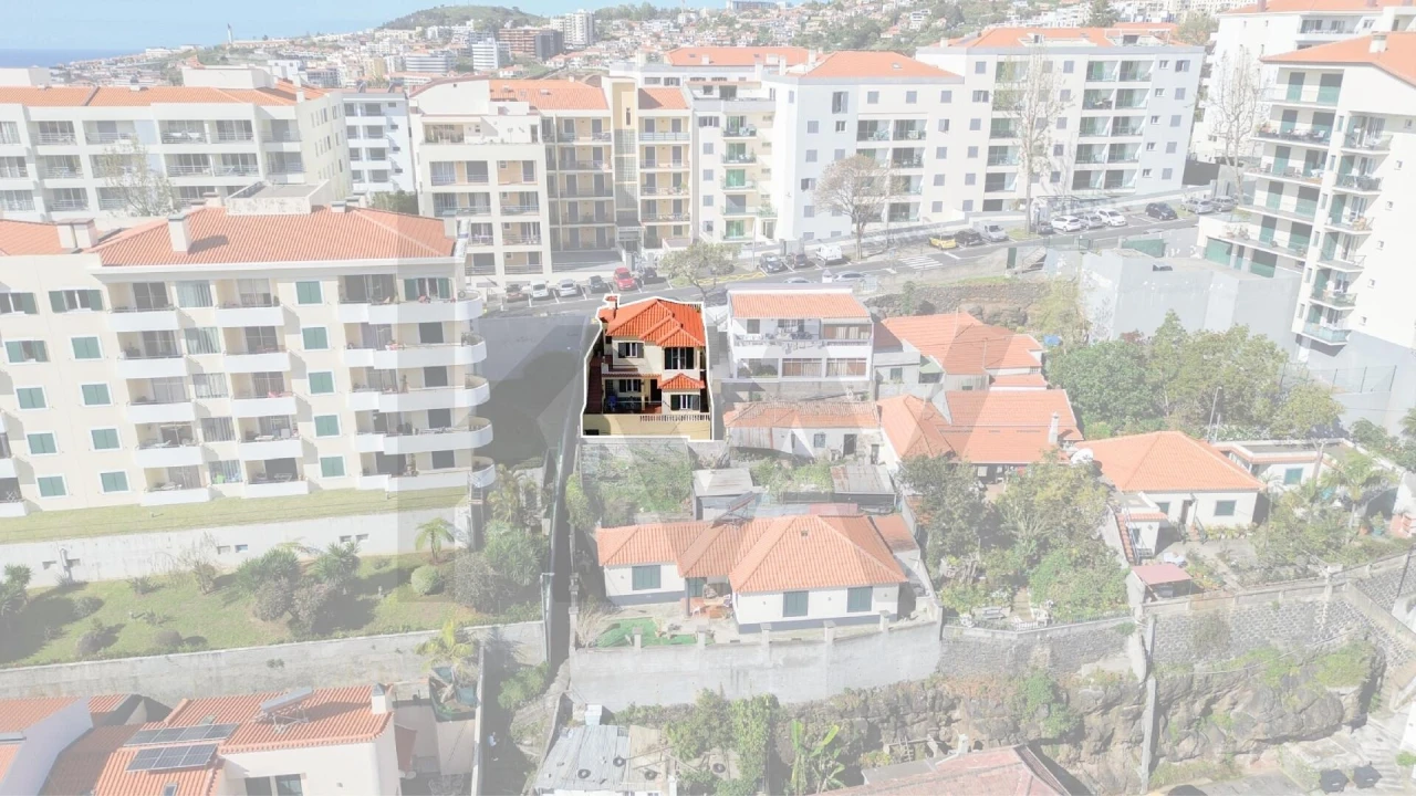 Moradia T3 para Venda em Santo Antonio Foto 41