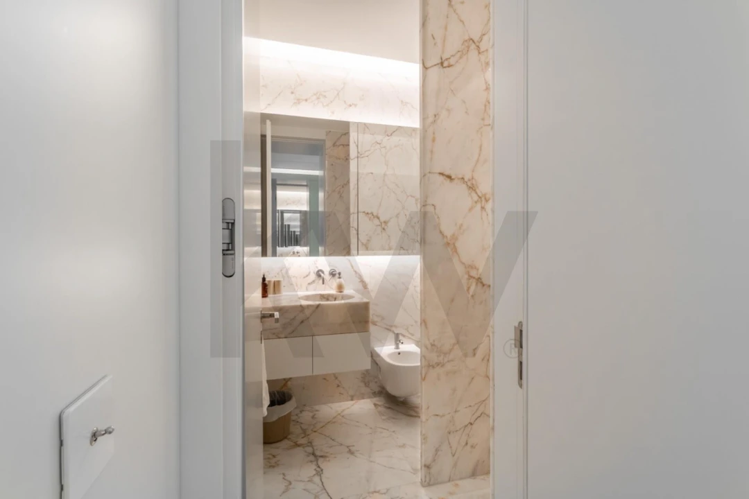 Apartamento T4 para Venda em Santa Maria Maior Foto 28