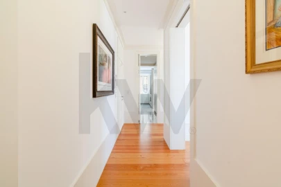 Apartamento T4 para Venda em Santa Maria Maior