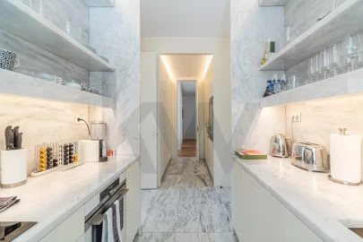 Apartamento T4 para Venda em Santa Maria Maior