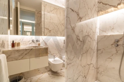 Apartamento T4 para Venda em Santa Maria Maior
