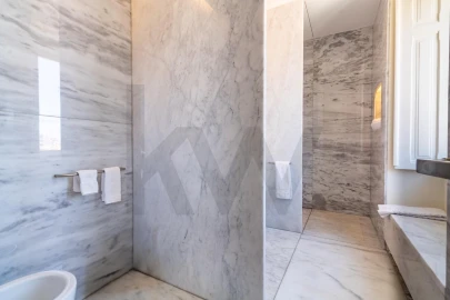 Apartamento T4 para Venda em Santa Maria Maior