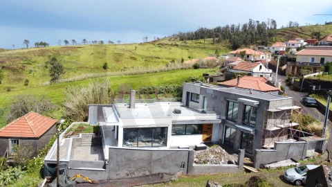Moradia T3 para Venda em Ponta do Pargo