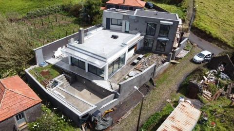 Moradia T3 para Venda em Ponta do Pargo