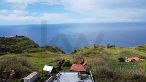 Moradia T3 para Venda em Ponta do Pargo