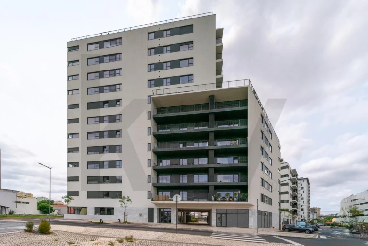 Apartamento T2 para Arrendamento em Lumiar Foto 22