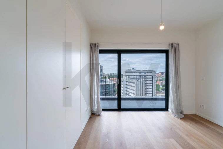 Apartamento T2 para Arrendamento em Lumiar Foto 8