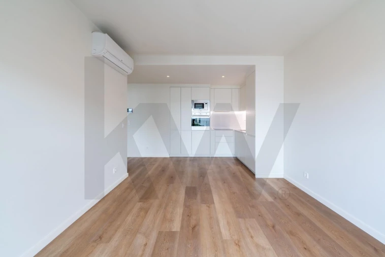 Apartamento T2 para Arrendamento em Lumiar Foto 2