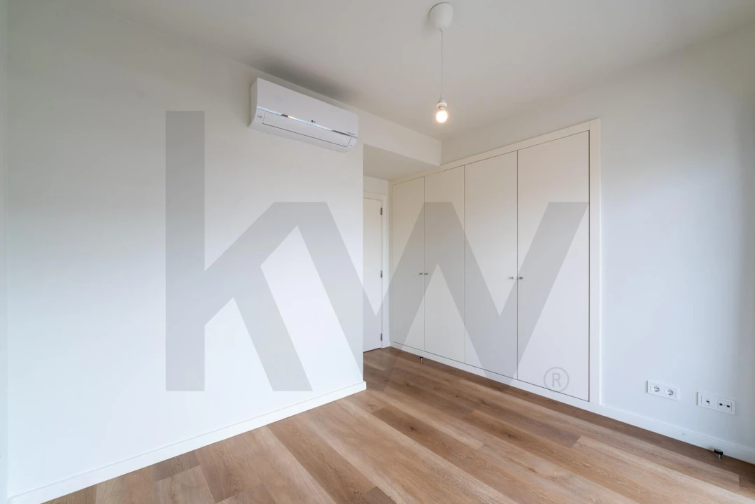 Apartamento T2 para Arrendamento em Lumiar Foto 10