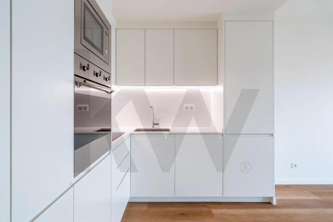 Apartamento T2 para Arrendamento em Lumiar Foto 3