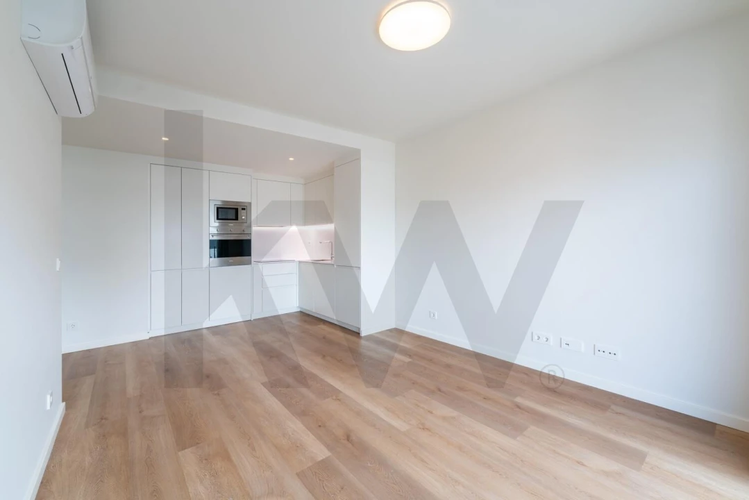 Apartamento T2 para Arrendamento em Lumiar Foto 5