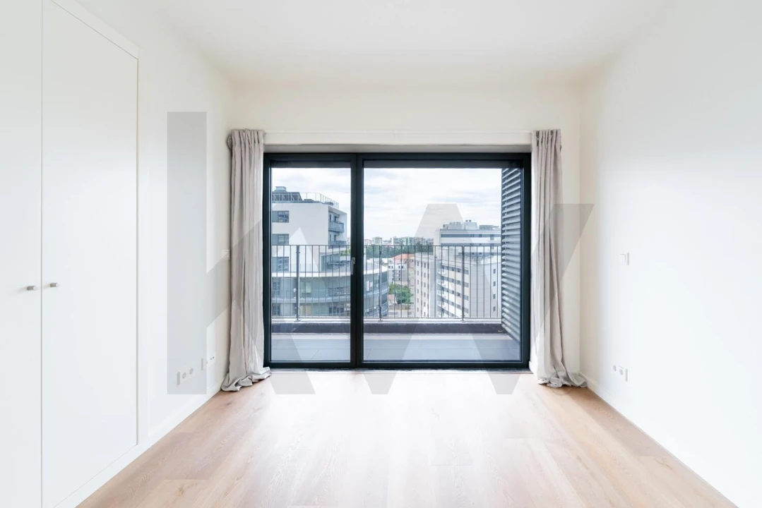 Apartamento T2 para Arrendamento em Lumiar Foto 16