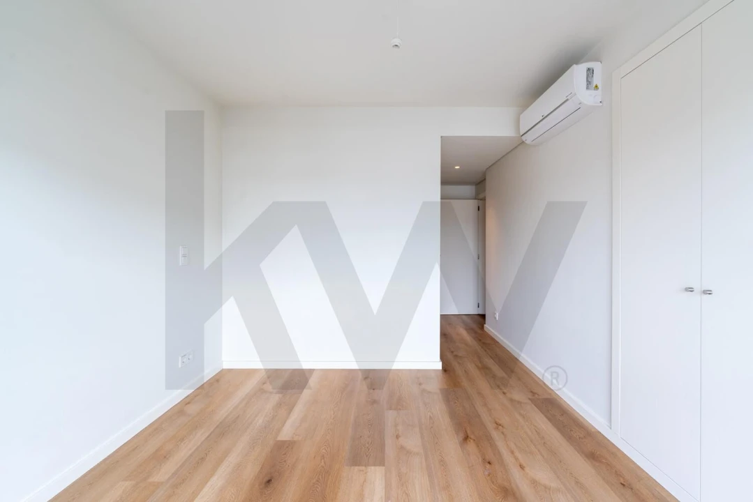 Apartamento T2 para Arrendamento em Lumiar Foto 14