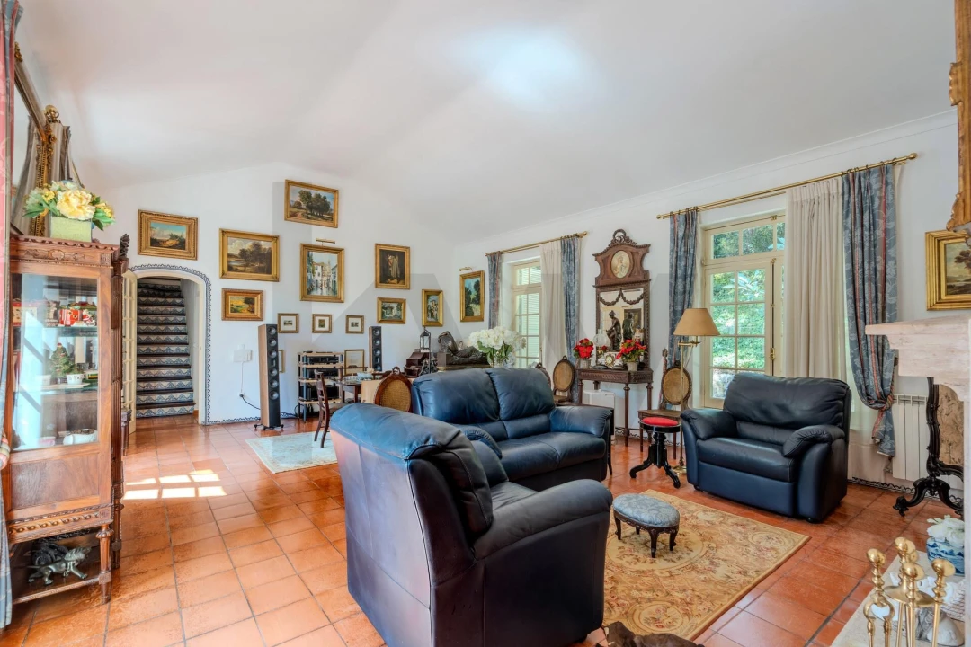 Moradia T4 para Venda em Milharado Foto 5