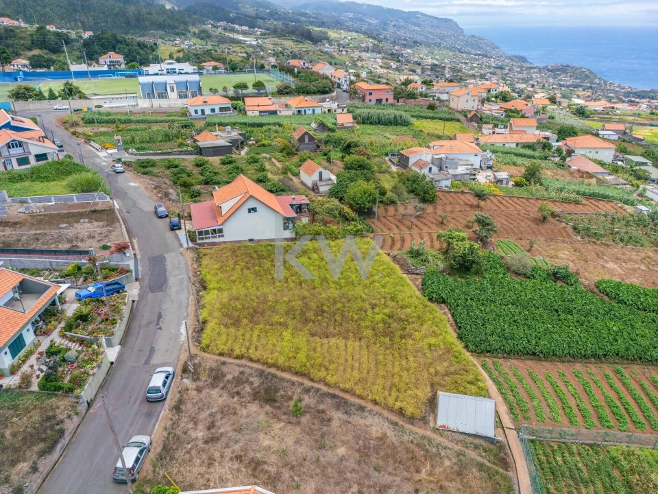 Terreno para Venda em Canhas Foto 17