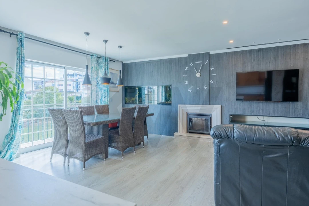 Apartamento T5 para Venda em Mafra Foto 11