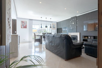 Apartamento T5 para Venda em Mafra