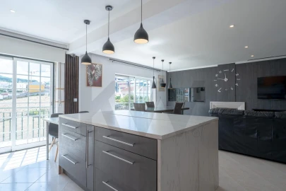 Apartamento T5 para Venda em Mafra