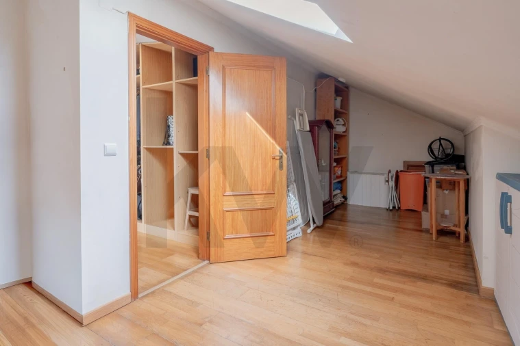 Apartamento T5 para Venda em Mafra Foto 25