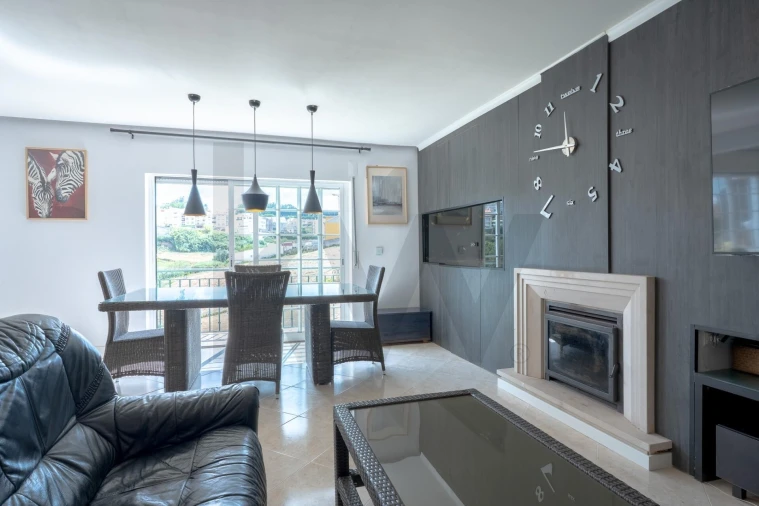 Apartamento T5 para Venda em Mafra Foto 4