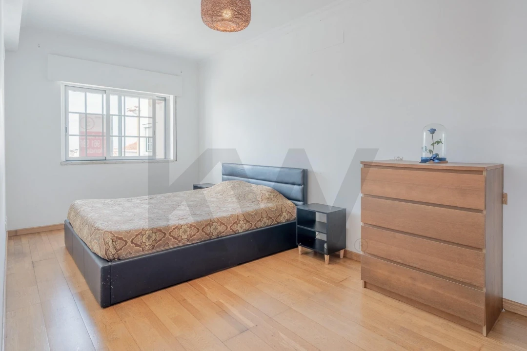 Apartamento T5 para Venda em Mafra Foto 15