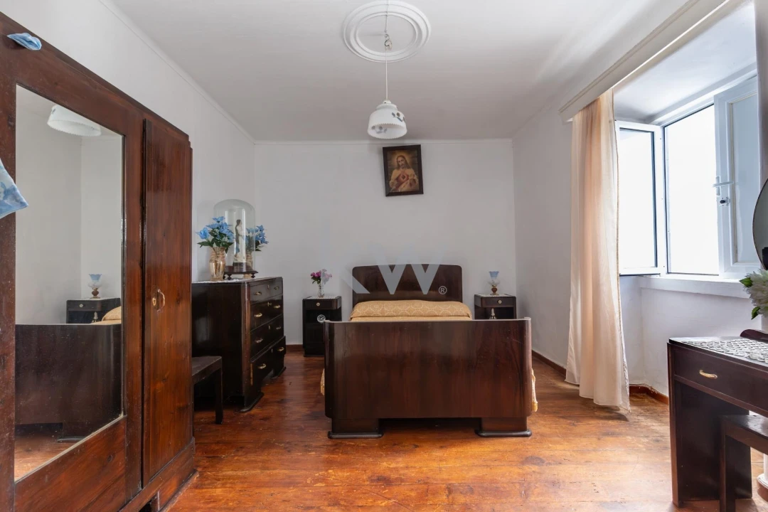 Moradia T4 para Venda em Relva Foto 10