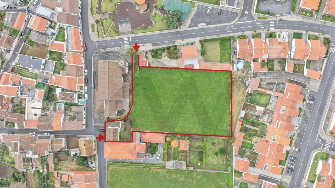 Moradia T4 para Venda em Relva Foto 36