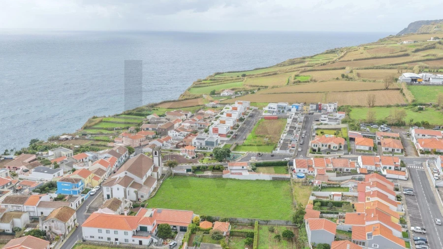 Moradia T4 para Venda em Relva Foto 37