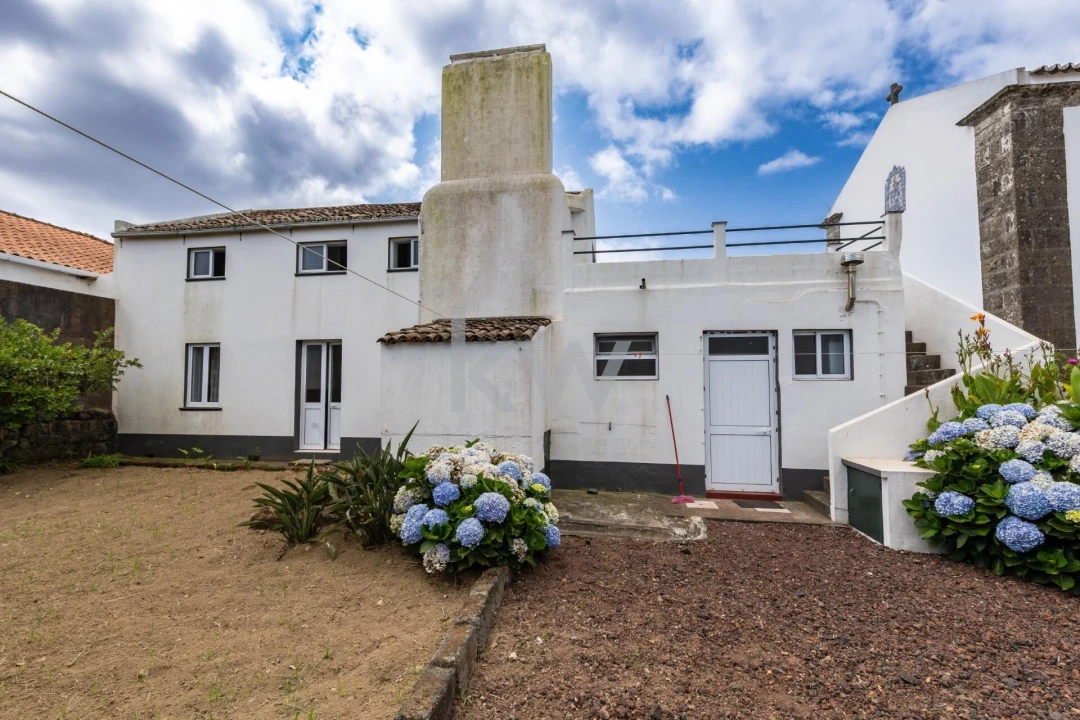 Moradia T4 para Venda em Relva Foto 4