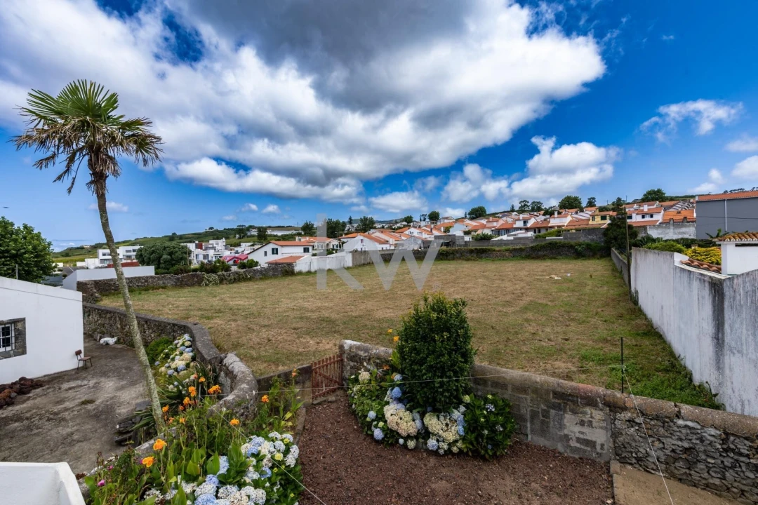 Moradia T4 para Venda em Relva Foto 5