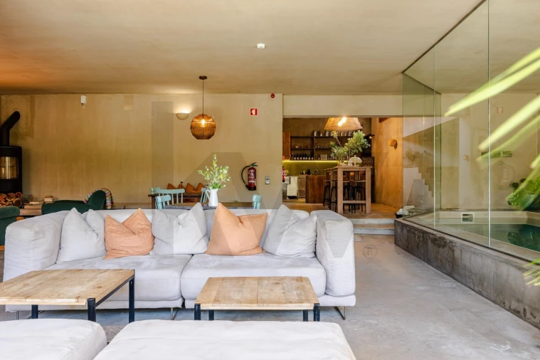 Moradia T9 para Venda em Colares Foto 11