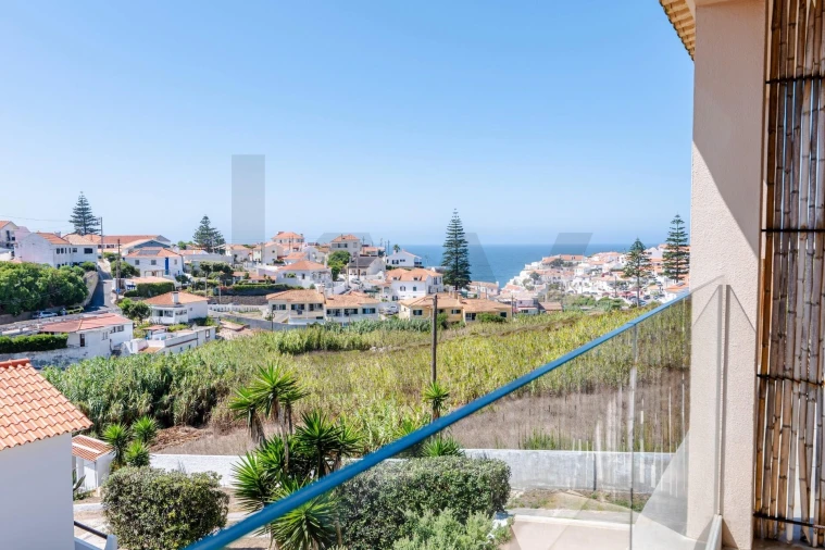 Moradia T9 para Venda em Colares Foto 34