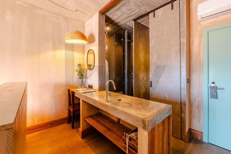 Moradia T9 para Venda em Colares Foto 30