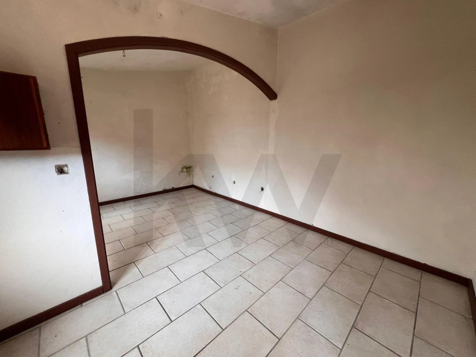 Moradia T1 para Venda em Romariz Foto 32