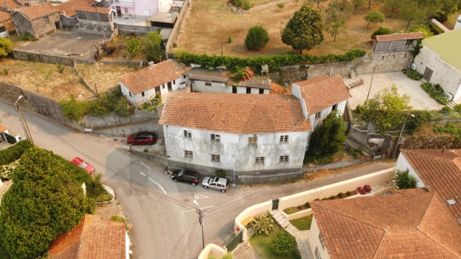 Moradia T1 para Venda em Romariz Foto 3