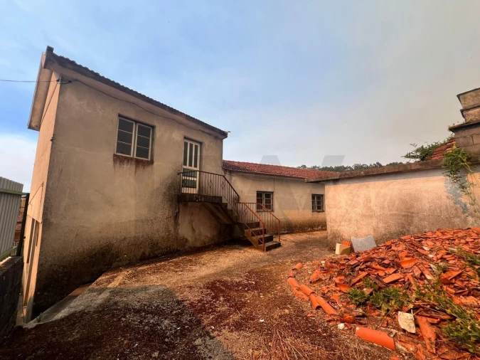 Moradia T1 para Venda em Romariz Foto 18