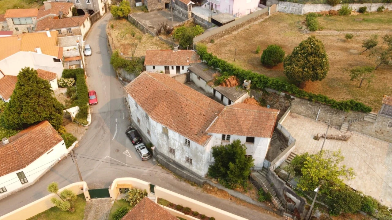 Moradia T1 para Venda em Romariz Foto 4