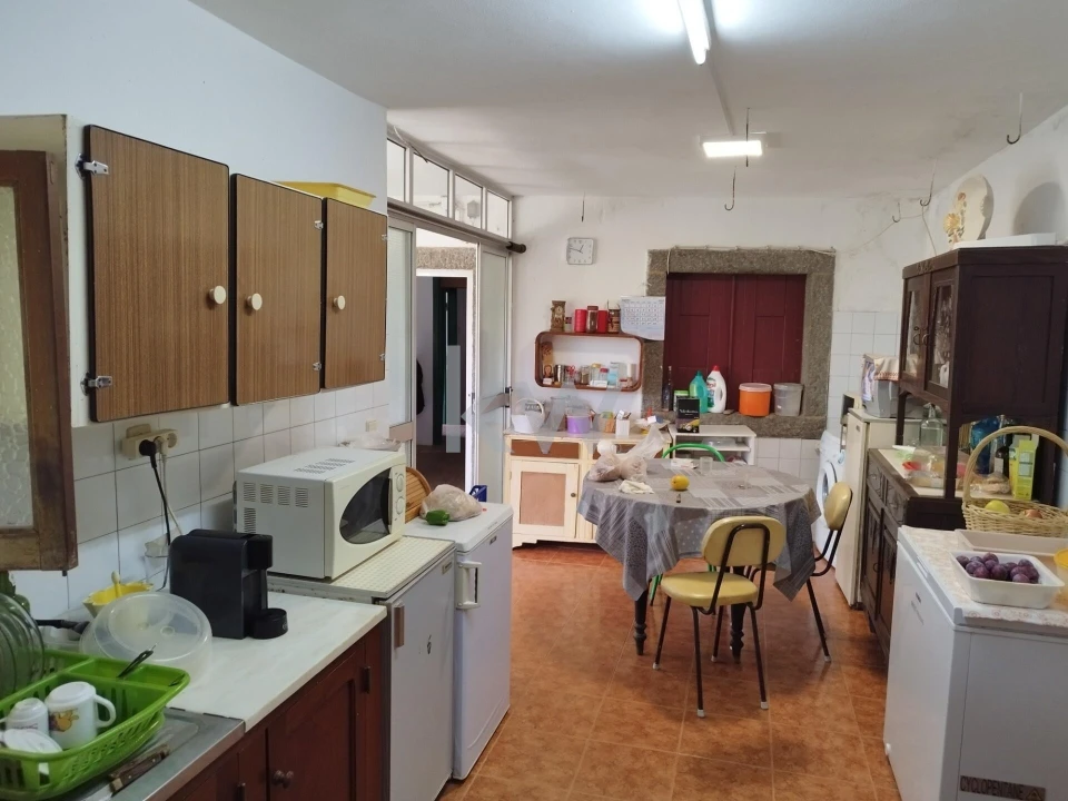 Moradia T3 para Venda em Monchique Foto 8