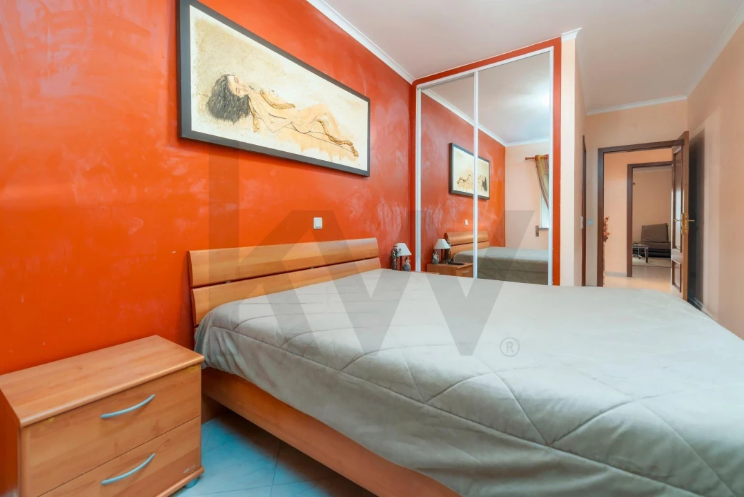 Apartamento T3 para Venda em Olhão Foto 16