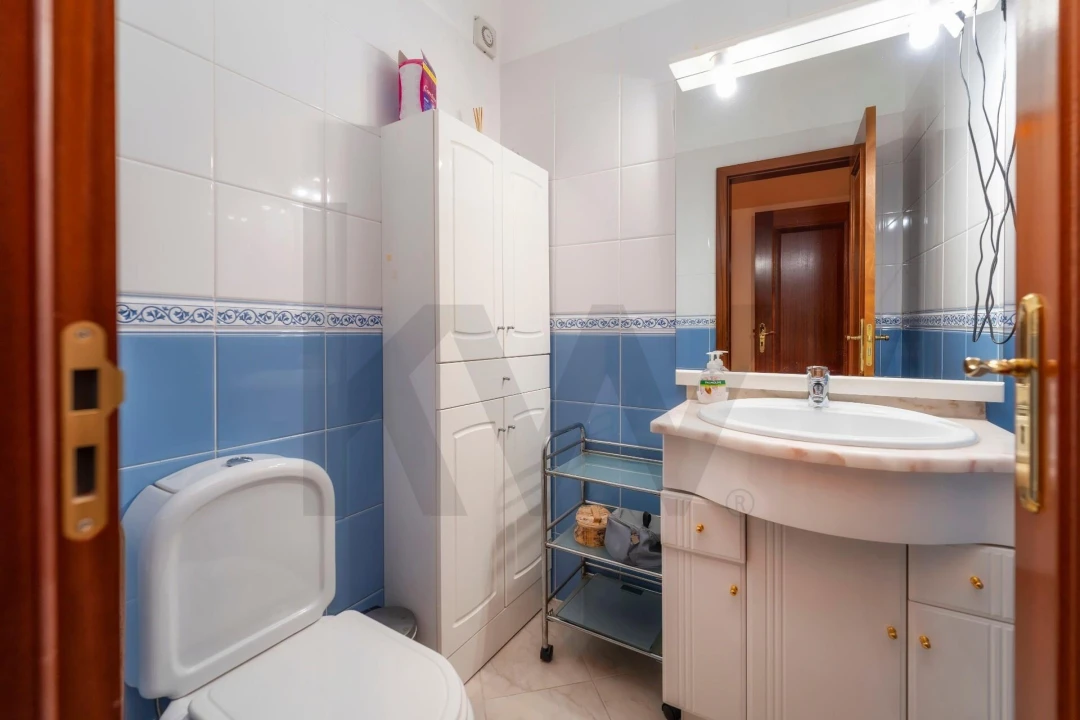 Apartamento T3 para Venda em Olhão Foto 14