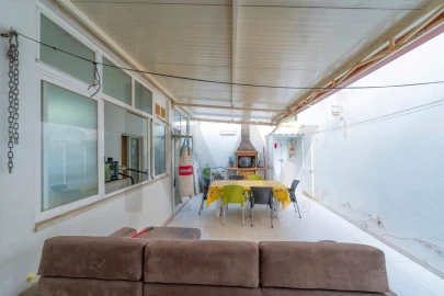 Apartamento T3 para Venda em Olhão
