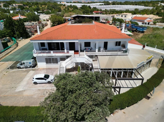 Negócio para Venda em Pechão Foto 5