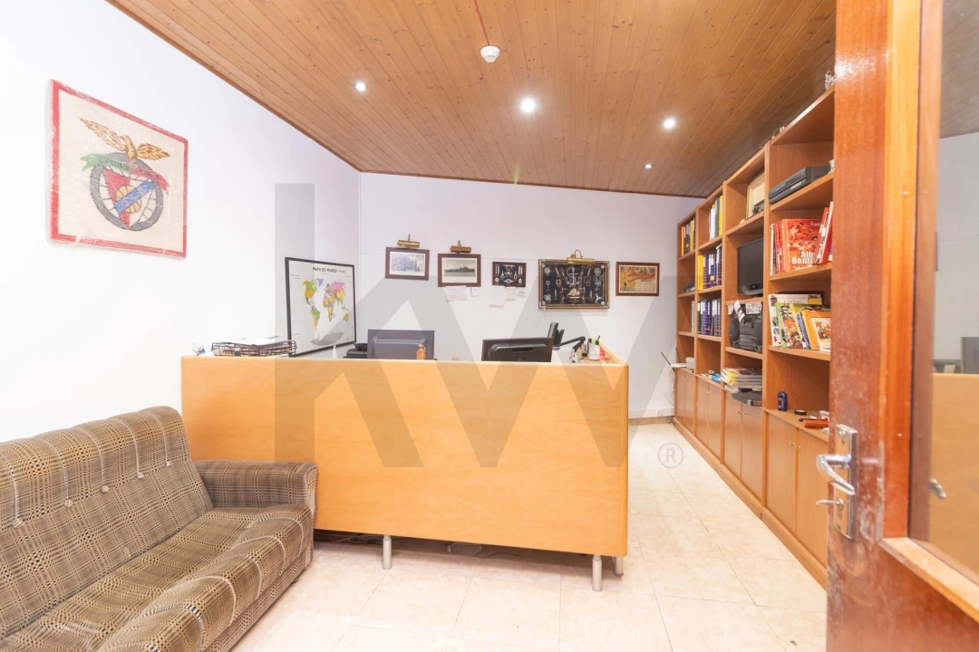 Negócio para Venda em Pechão Foto 63